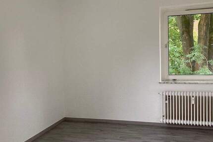 Wohnung Salzgitter Lebenstedt - 3 Zimmer, 57 m&sup2;, 335&euro; | Angebot:25694982