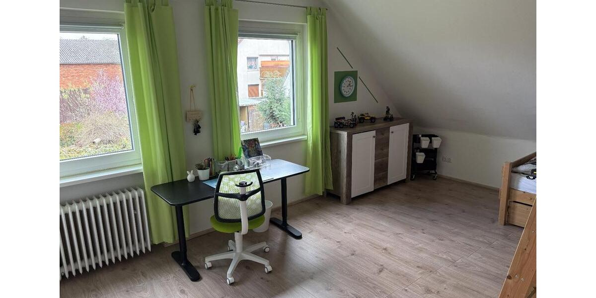 Einfamilienhaus Söhlde - 5.5 Zimmer, 145 m&sup2;, 340.000&euro; | Angebot:26032010