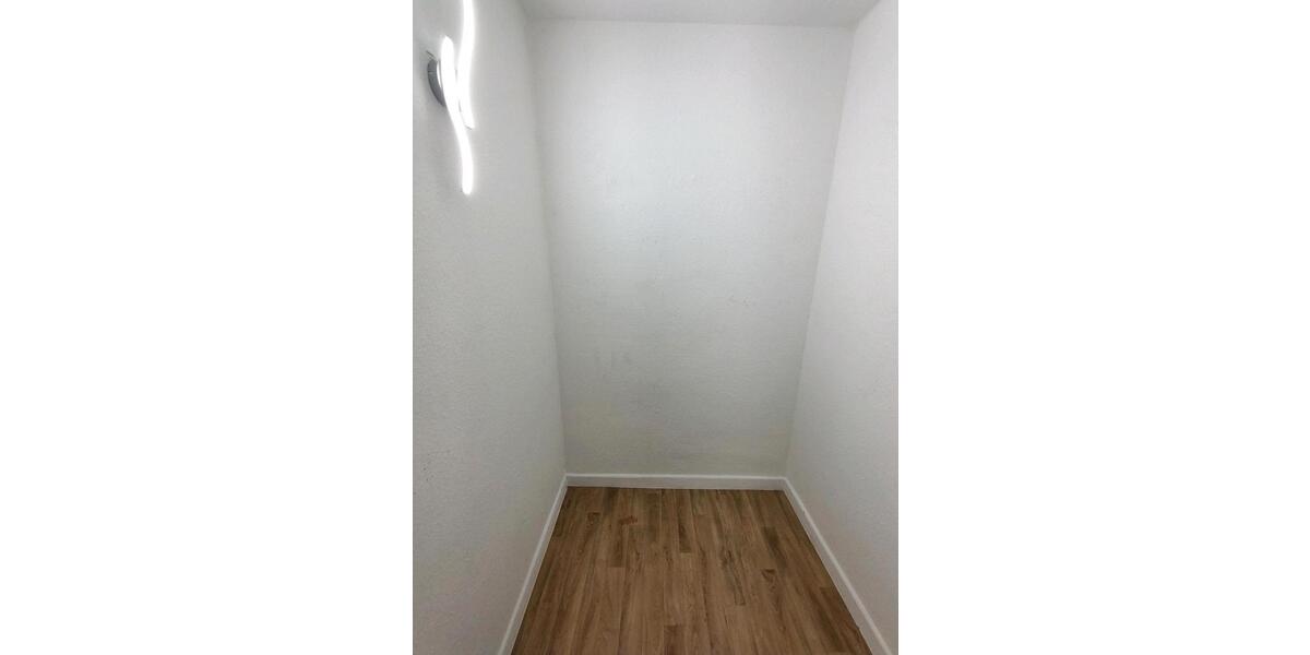 Etagenwohnung Hannover Mitte - 2 Zimmer, 75 m&sup2;, 840&euro; | Angebot:25991348