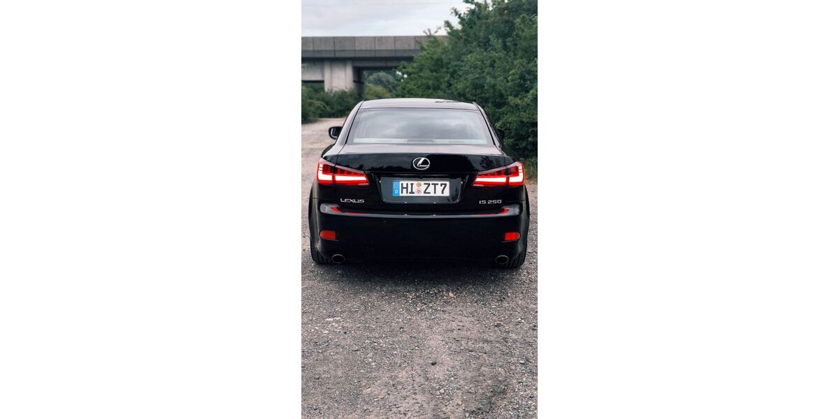 Lexus IS 250 222.000 km 10.900 &euro; Sarstedt 31157