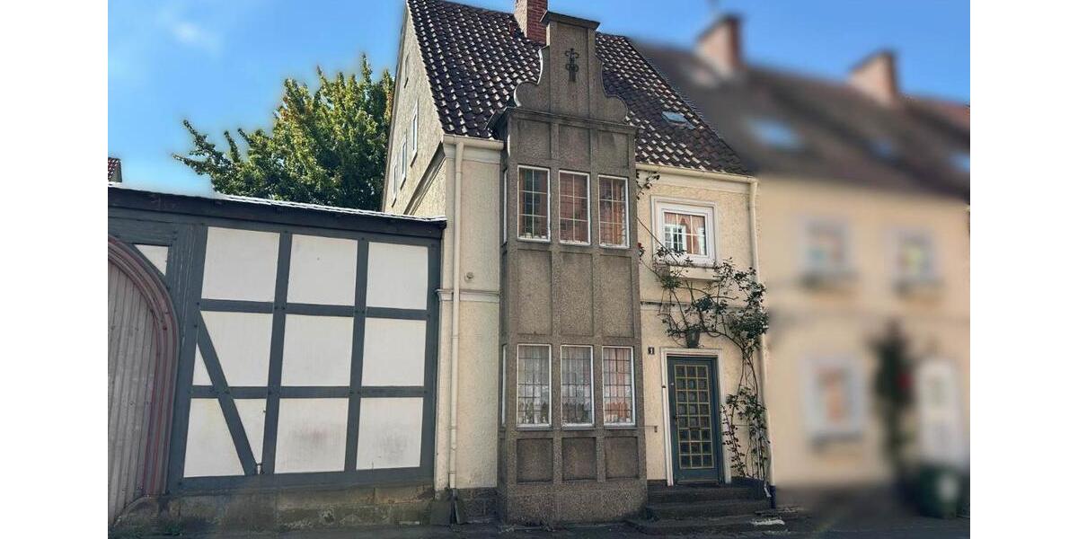 Reihenhaus Hildesheim - 5 Zimmer, 132 m&sup2;, 1.450&euro; | Angebot:26014409