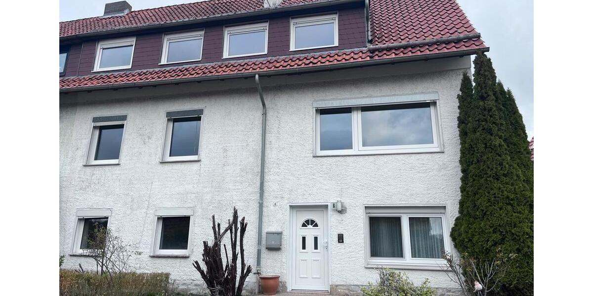 Reihenhaus Delligsen - 7 Zimmer, 195 m&sup2;, 1.050&euro; | Angebot:26603333