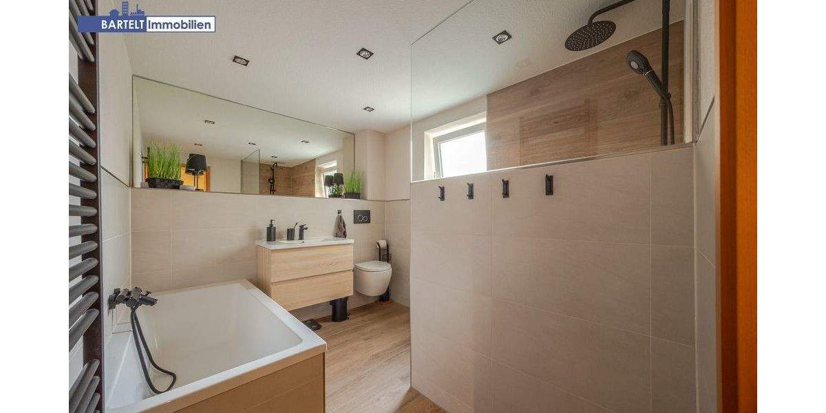 Einfamilienhaus Pattensen Jeinsen - 8 Zimmer, 227 m&sup2;, 479.900&euro; | Angebot:25727230