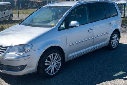 VW Touran 211.000 km 2.980 &euro; Lengede 38268
