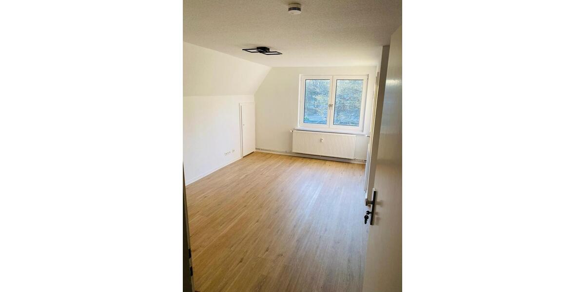 Etagenwohnung Hildesheim Bockfeld - 1 Zimmer, 22 m&sup2;, 295&euro; | Angebot:25883597