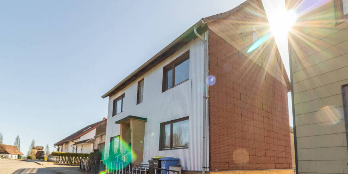 Einfamilienhaus Freden (Leine) Winzenburg - 6 Zimmer, 160 m&sup2;, 150.000&euro; | Angebot:25665286