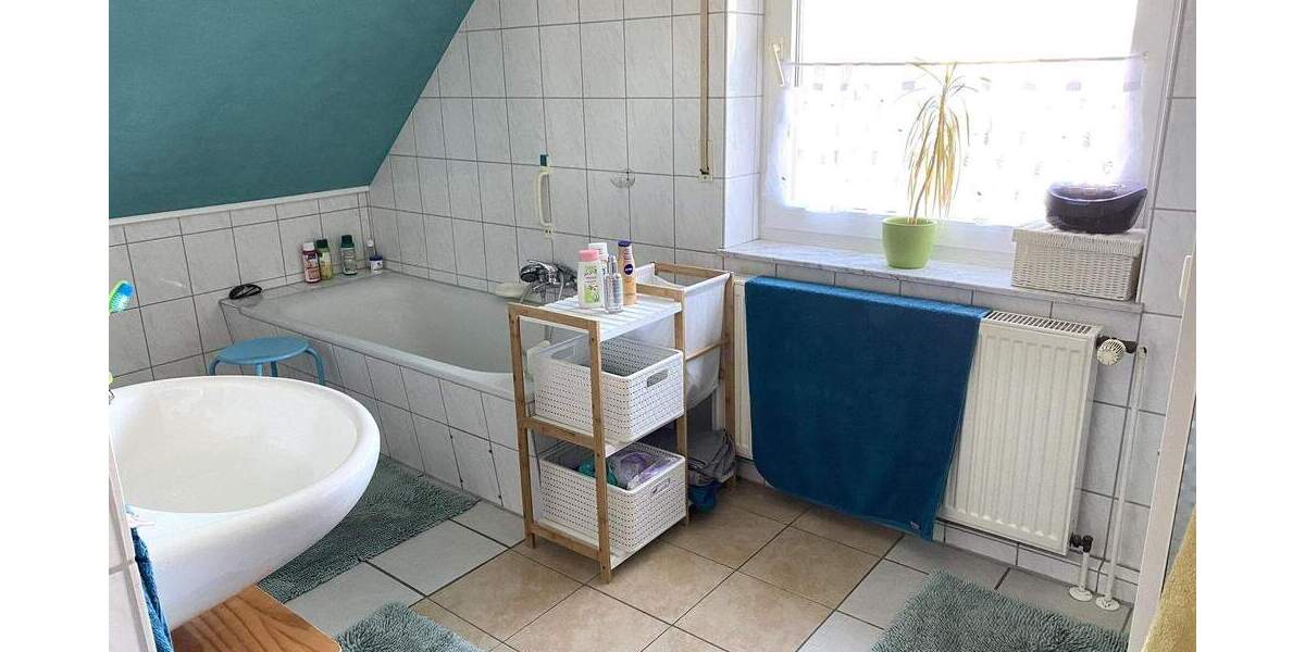 Doppelhaushälfte Giesen - 4 Zimmer, 98 m&sup2;, 298.000&euro; | Angebot:25821900