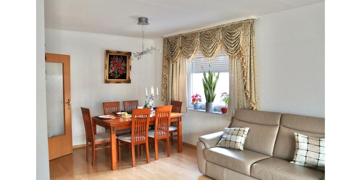 Reihenhaus Laatzen - 7 Zimmer, 193 m&sup2;, 595.000&euro; | Angebot:24654957