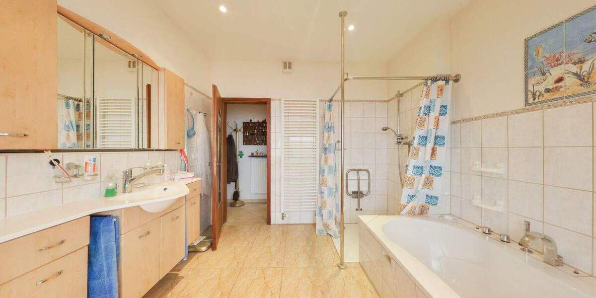 Einfamilienhaus Alfeld Dehnsen - 6 Zimmer, 224 m&sup2;, 249.000&euro; | Angebot:25821905