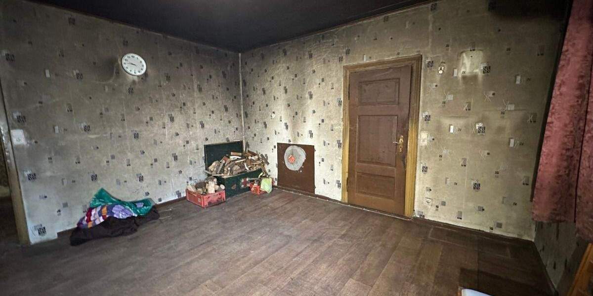Einfamilienhaus Gronau - 6 Zimmer, 168 m&sup2;, 139.000&euro; | Angebot:25927985