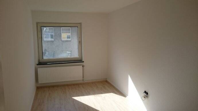 Etagenwohnung Hildesheim Neustadt - 3 Zimmer, 77 m&sup2;, 715&euro; | Angebot:25740704