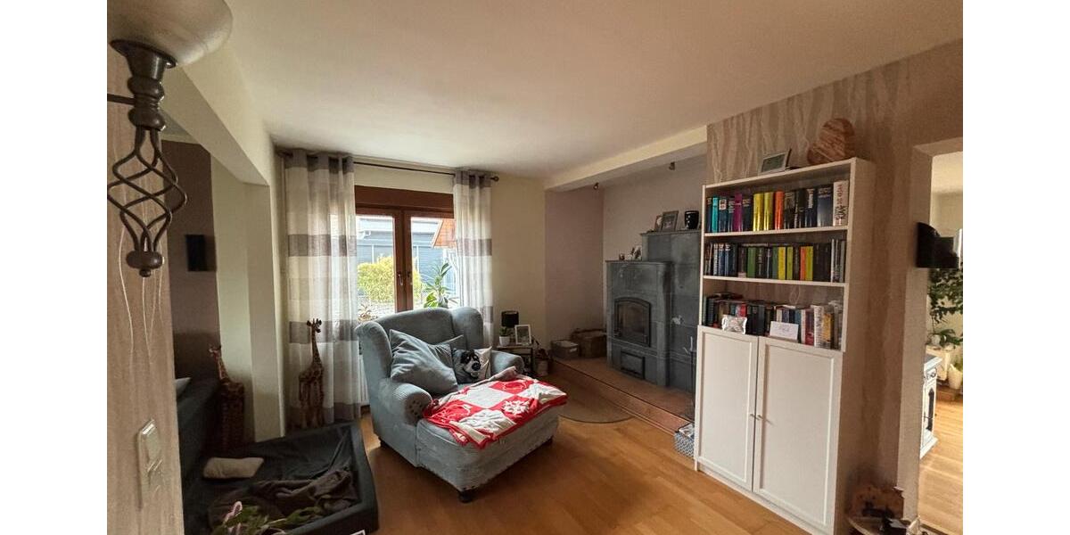 Doppelhaushälfte Lengede - 7 Zimmer, 150 m&sup2;, 275.000&euro; | Angebot:24314511