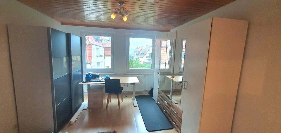 Dachgeschoßwohnung Hildesheim Bockfeld - 25 Zimmer, 70 m&sup2;, 900&euro; | Angebot:26526978