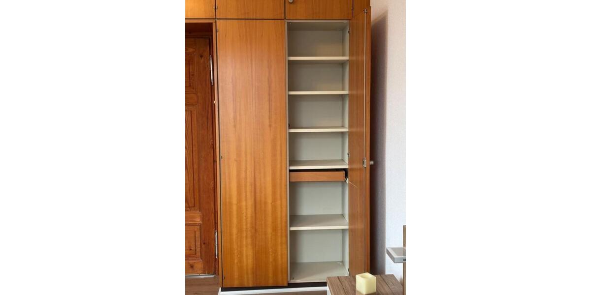 Etagenwohnung Heere - 3 Zimmer, 100 m&sup2;, 100&euro; | Angebot:25236427