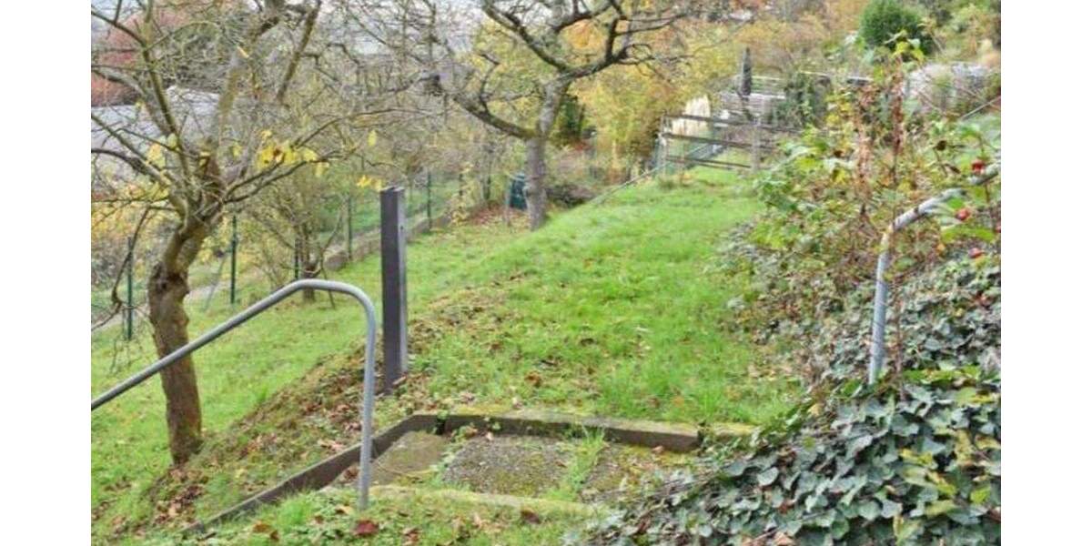 Etagenwohnung Alfeld - 3 Zimmer, 122 m&sup2;, 775&euro; | Angebot:25654261