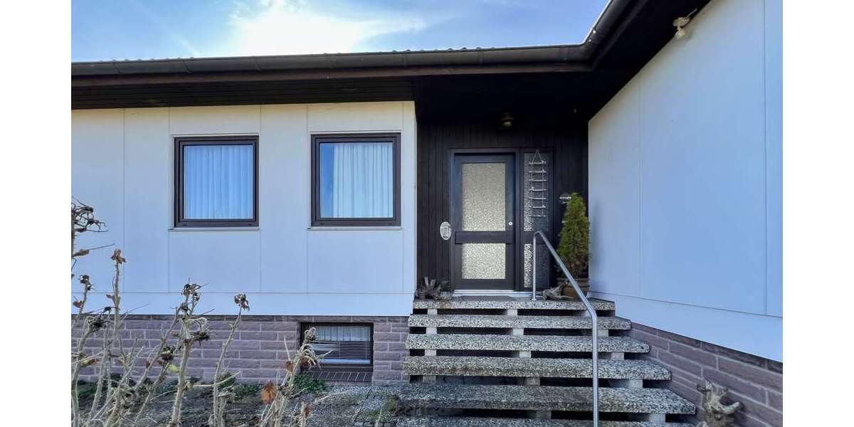 Großzügiger Bungalow in ruhiger Lage - Bungalow Algermissen Lühnde | Angebot:25379510