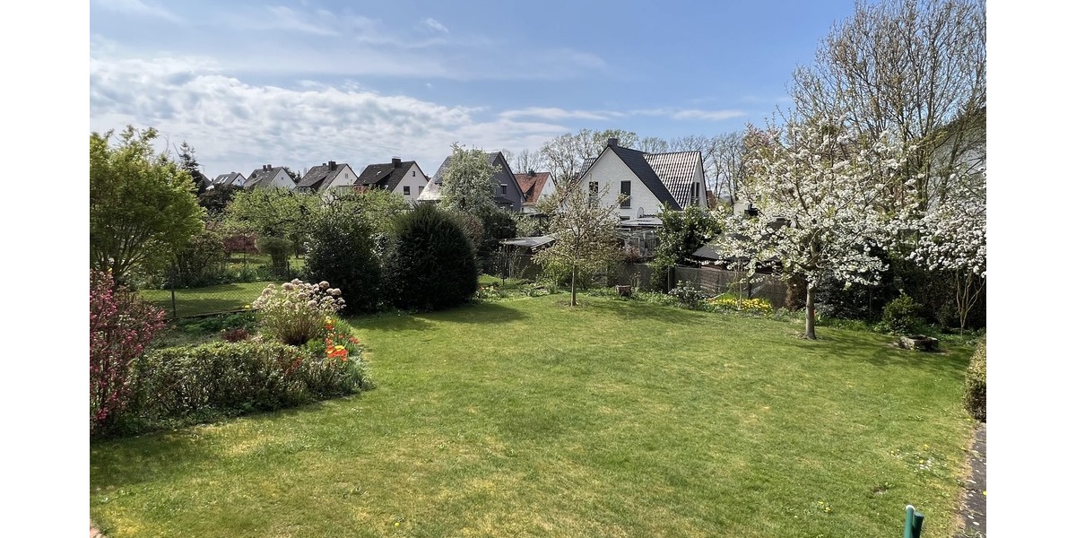 Familienparadies mit viel Potential - Zweifamilienhaus Bockenem | Angebot:23710637