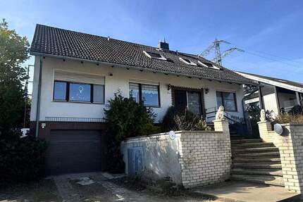 Haus Alfeld Dehnsen - 6 Zimmer, 224 m&sup2;, 249.000&euro; | Angebot:25821905