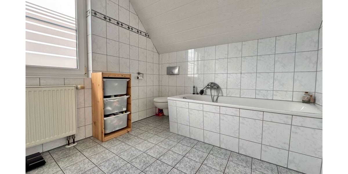 Charmantes Zuhause mit Garten und Garage - Einfamilienhaus Bockenem Hary | Angebot:23804302