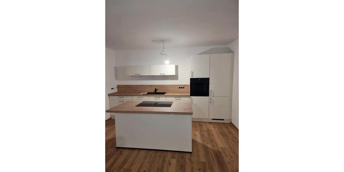 Dachgeschoßwohnung Peine Peine Kernstadt - 2 Zimmer, 79 m&sup2;, 1.195&euro; | Angebot:24812690