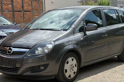 Opel Zafira 207.000 km 2.300 &euro; woltershausen 31195