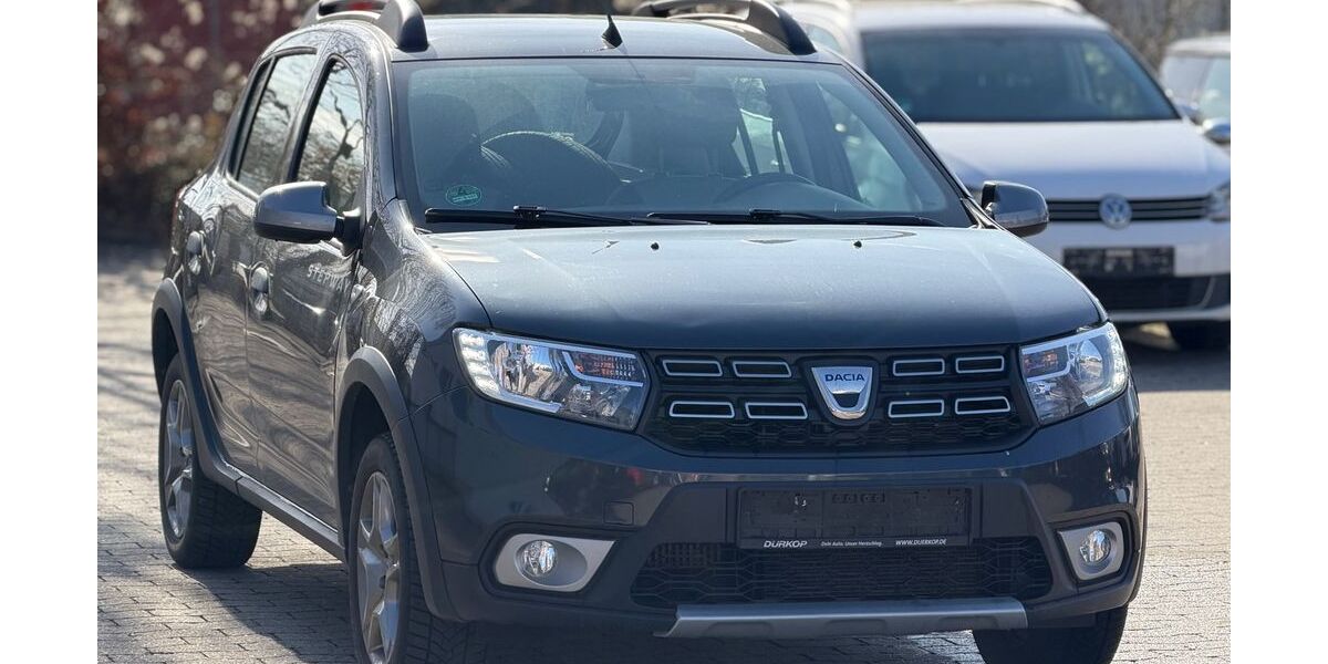 Dacia Sandero 84.000 km 8.790 &euro; Hildesheim 31135