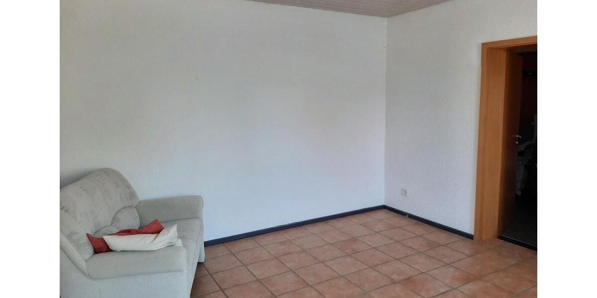 Einfamilienhaus Nordstemmen - 13 Zimmer, 200 m&sup2;, 1.800&euro; | Angebot:26582091