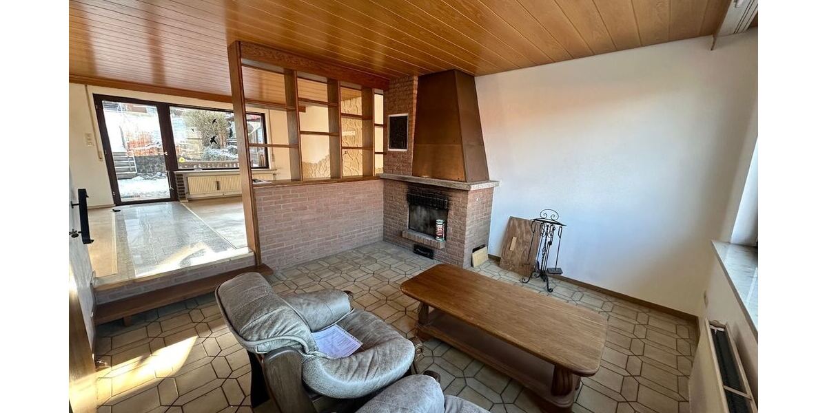 Großzügiges Wohnen mit tollem Weitblick - Einfamilienhaus Bad Salzdetfurth | Angebot:23688008