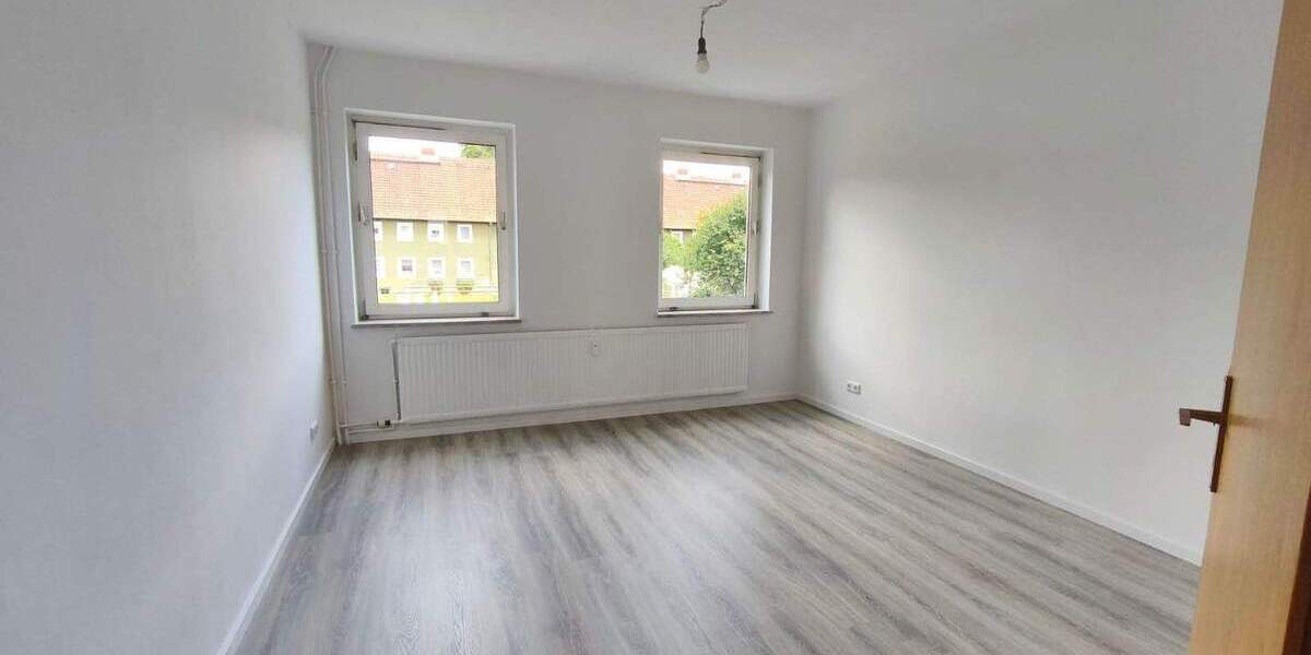 Etagenwohnung Salzgitter Lebenstedt - 3 Zimmer, 57 m&sup2;, 335&euro; | Angebot:26029091