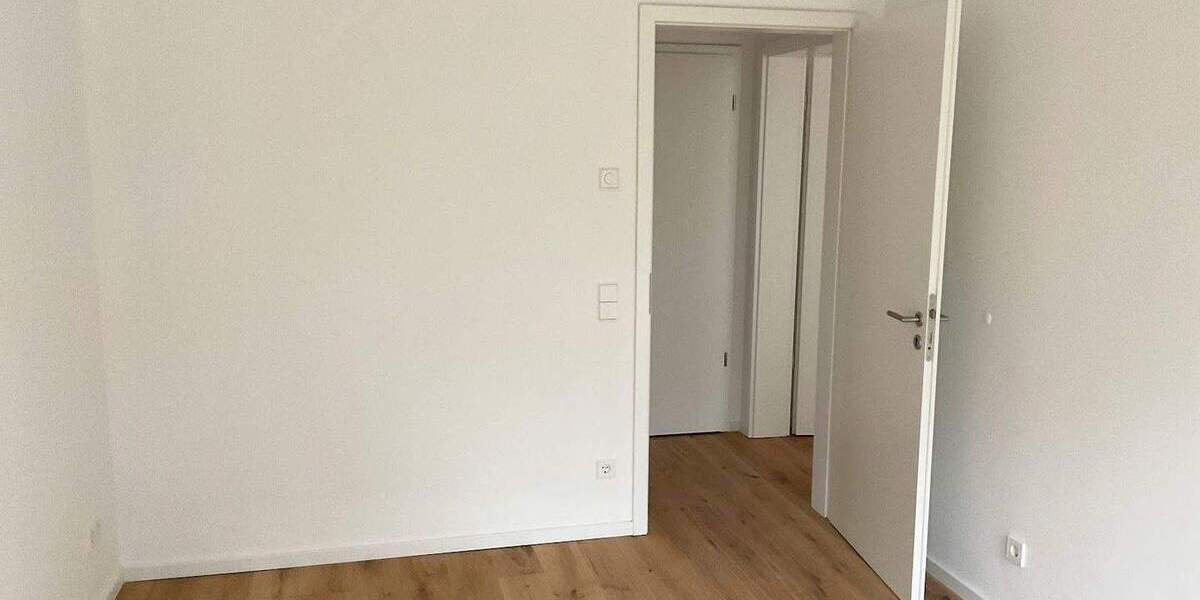 Etagenwohnung Hannover Döhren - 3 Zimmer, 83 m&sup2;, 1.290&euro; | Angebot:25672151