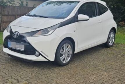 Toyota Aygo (X) 98.639 km 5.300 &euro; Salzgitter 38259