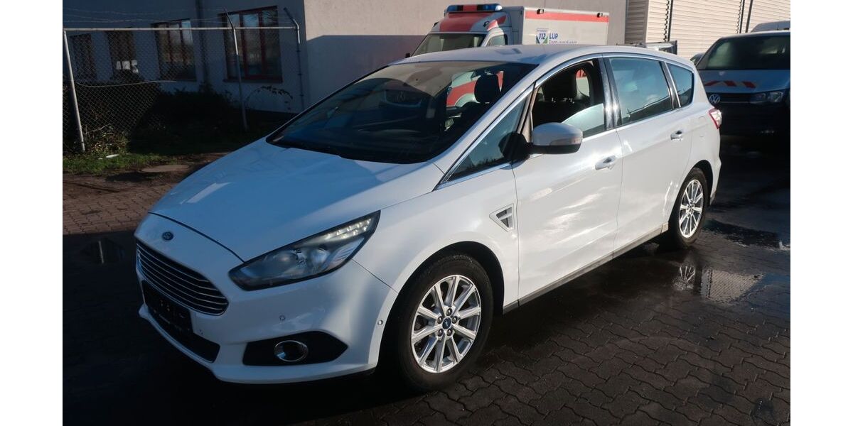 Ford S-Max 234.712 km 7.900 &euro; Hannover 30179