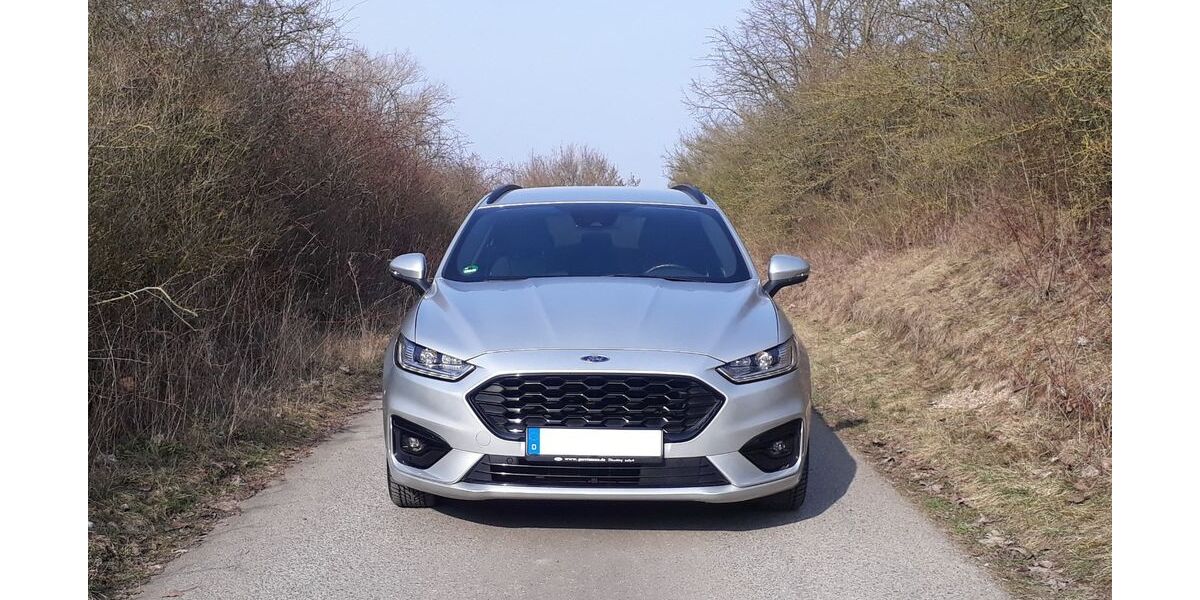 Ford Mondeo 48.000 km 22.800 &euro; Sarstedt 31157