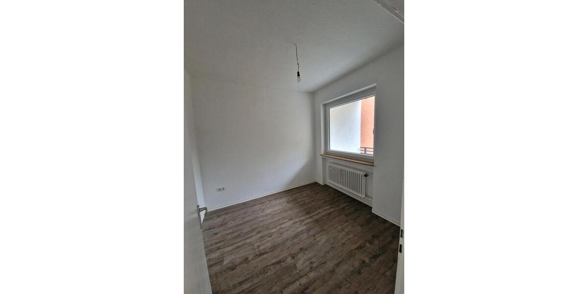 Etagenwohnung Hannover Linden-Limmer - 3.5 Zimmer, 78 m&sup2;, 1.138&euro; | Angebot:26021927