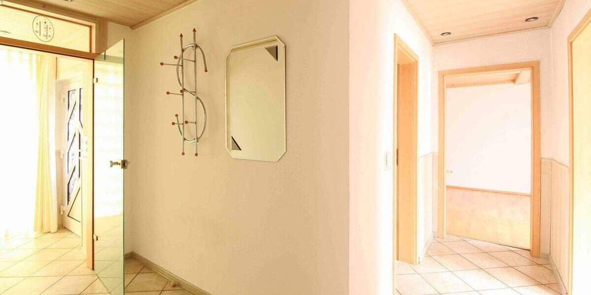 Einfamilienhaus Delligsen - 7 Zimmer, 197 m&sup2;, 199.000&euro; | Angebot:25865254