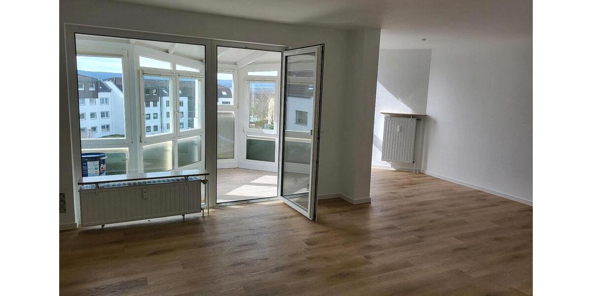 Etagenwohnung Hildesheim Bockfeld - 3 Zimmer, 93 m&sup2;, 1.000&euro; | Angebot:25571875