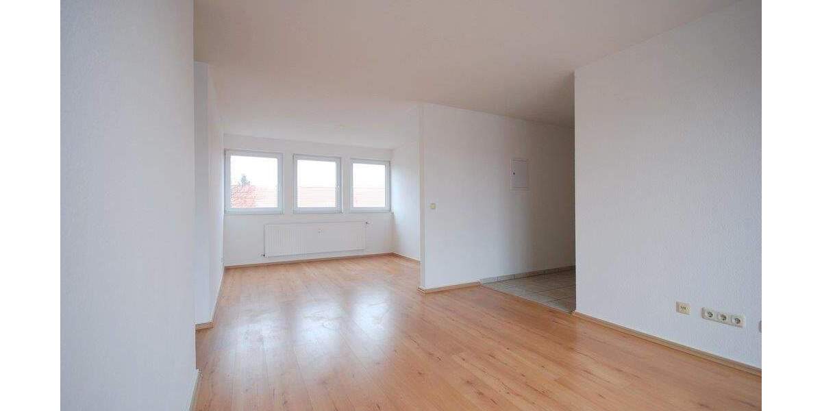 Etagenwohnung Hildesheim Ost - 3 Zimmer, 74 m&sup2;, 165.000&euro; | Angebot:25672963
