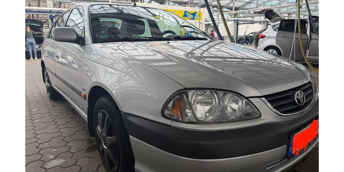 Toyota Avensis 161.000 km 1.900 &euro; Hannover 30451