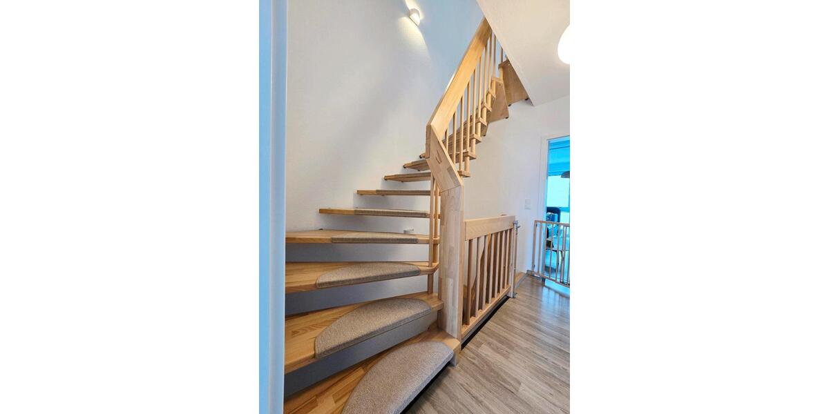 Reihenhaus Hannover Linden-Limmer - 5.5 Zimmer, 151 m&sup2;, 640.000&euro; | Angebot:25824279