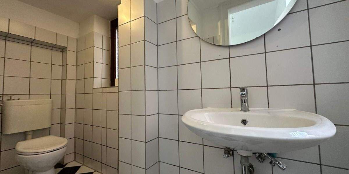 Etagenwohnung Hildesheim Ost - 2 Zimmer, 65 m&sup2;, 595&euro; | Angebot:25681986