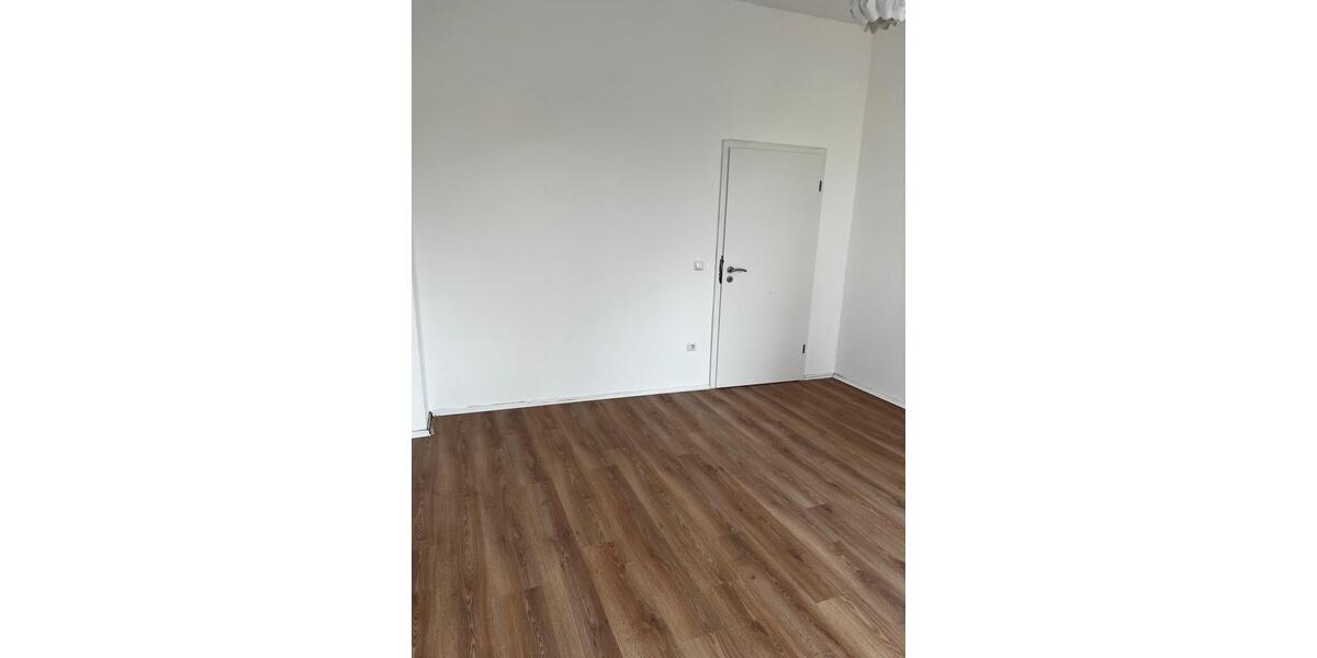 Etagenwohnung Peine Südstadt - 3 Zimmer, 102 m&sup2;, 780&euro; | Angebot:25805444