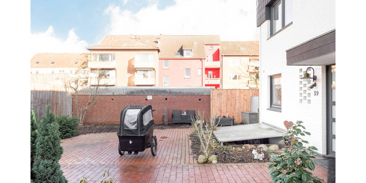 Reihenendhaus Lehrte - 7 Zimmer, 145 m&sup2;, 299.900&euro; | Angebot:26015800