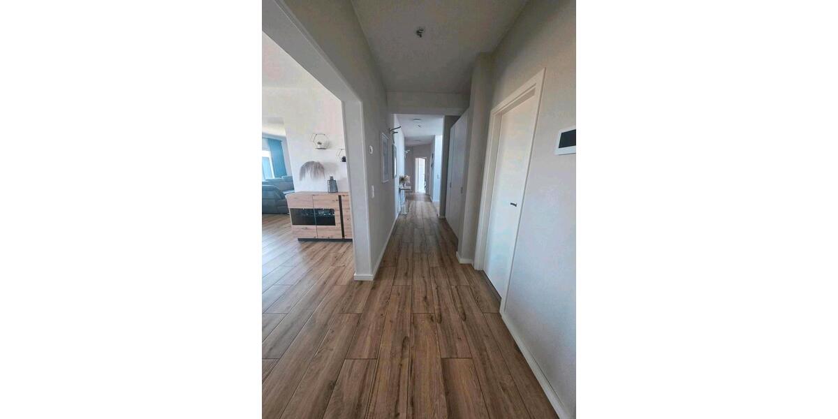 Einfamilienhaus Giesen - 7 Zimmer, 237 m&sup2;, 669.000&euro; | Angebot:26003769