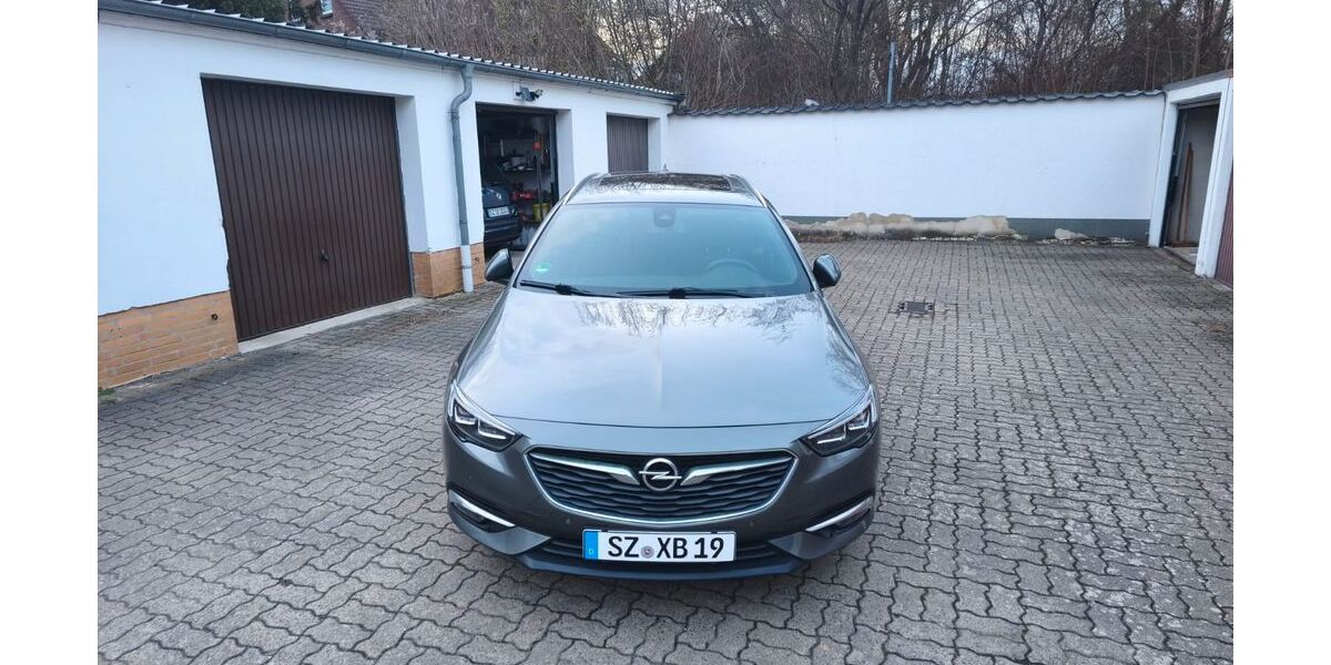 Opel Insignia 80.600 km 17.900 &euro; Salzgitter 38229
