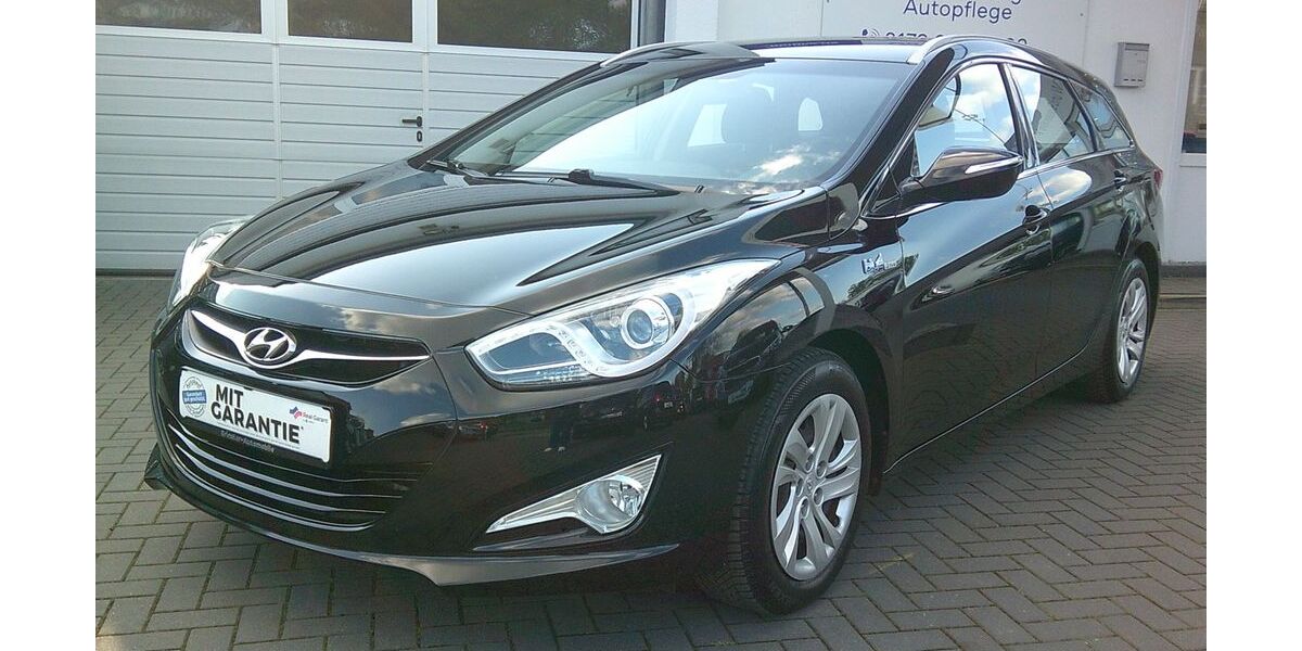 Hyundai i40 127.000 km 9.999 &euro; Gronau (Leine) OT Brüggen 31028