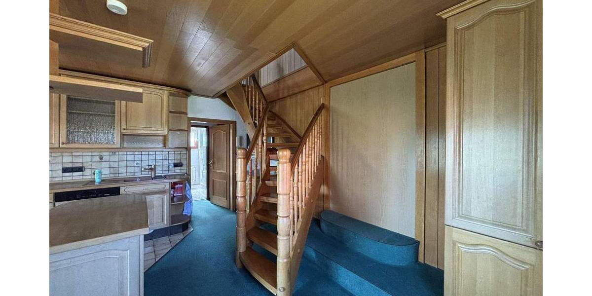 Mehrfamilienhaus, Wohnhaus Sehnde Ilten - 7 Zimmer, 194 m&sup2;, 339.000&euro; | Angebot:25733350