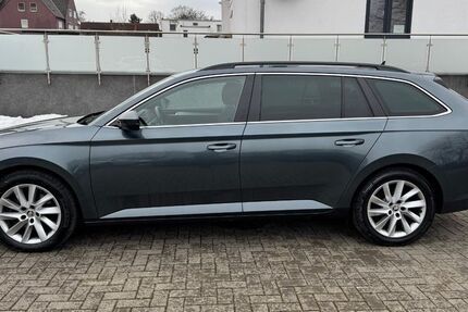 Skoda Superb 176.783 km 15.900 &euro; Salzgitter-Lebenstedt 38226