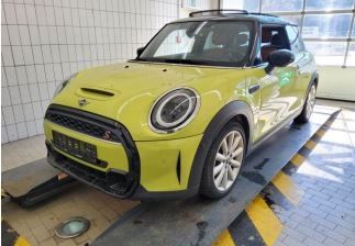Mini Cooper S 8.312 km 26.999 &euro; Peine 31228