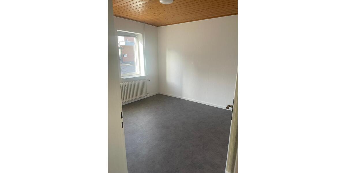 Erdgeschoßwohnung Springe - 3 Zimmer, 70 m&sup2;, 540&euro; | Angebot:25995449