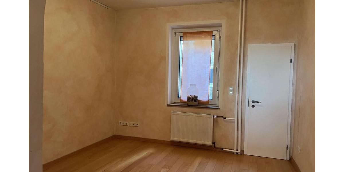 Viel Freiraum für Ihre Ideen - Mehrfamilienhaus, Wohnhaus Hildesheim Himmelsthür | Angebot:25646005